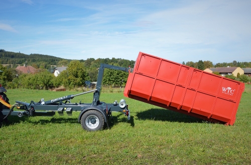 Traktorový nosič kontejnerů PORTÝR 9.7