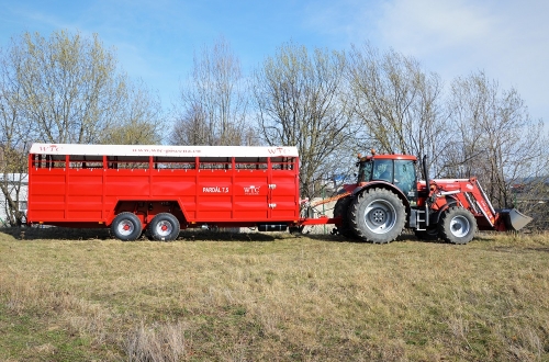 Traktorový přepravník zvířat PARDÁL 7,5 KLEK